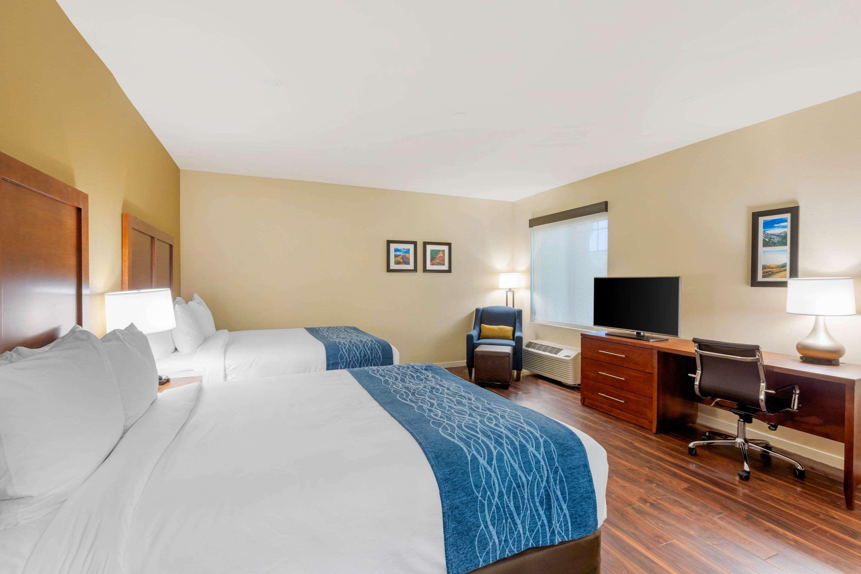 Comfort Inn & Suites Near Ontario Airport Eksteriør bilde