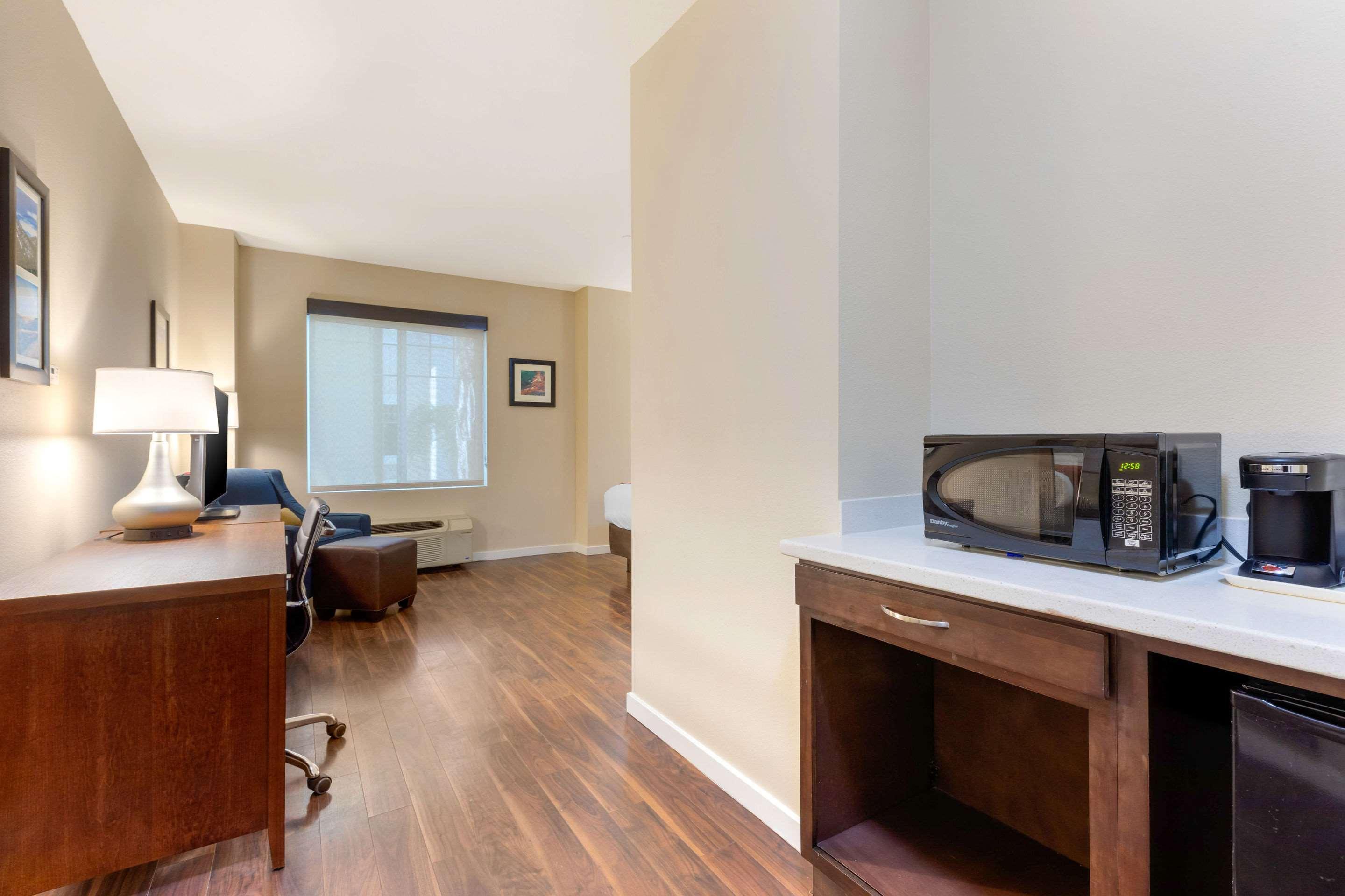 Comfort Inn & Suites Near Ontario Airport Eksteriør bilde