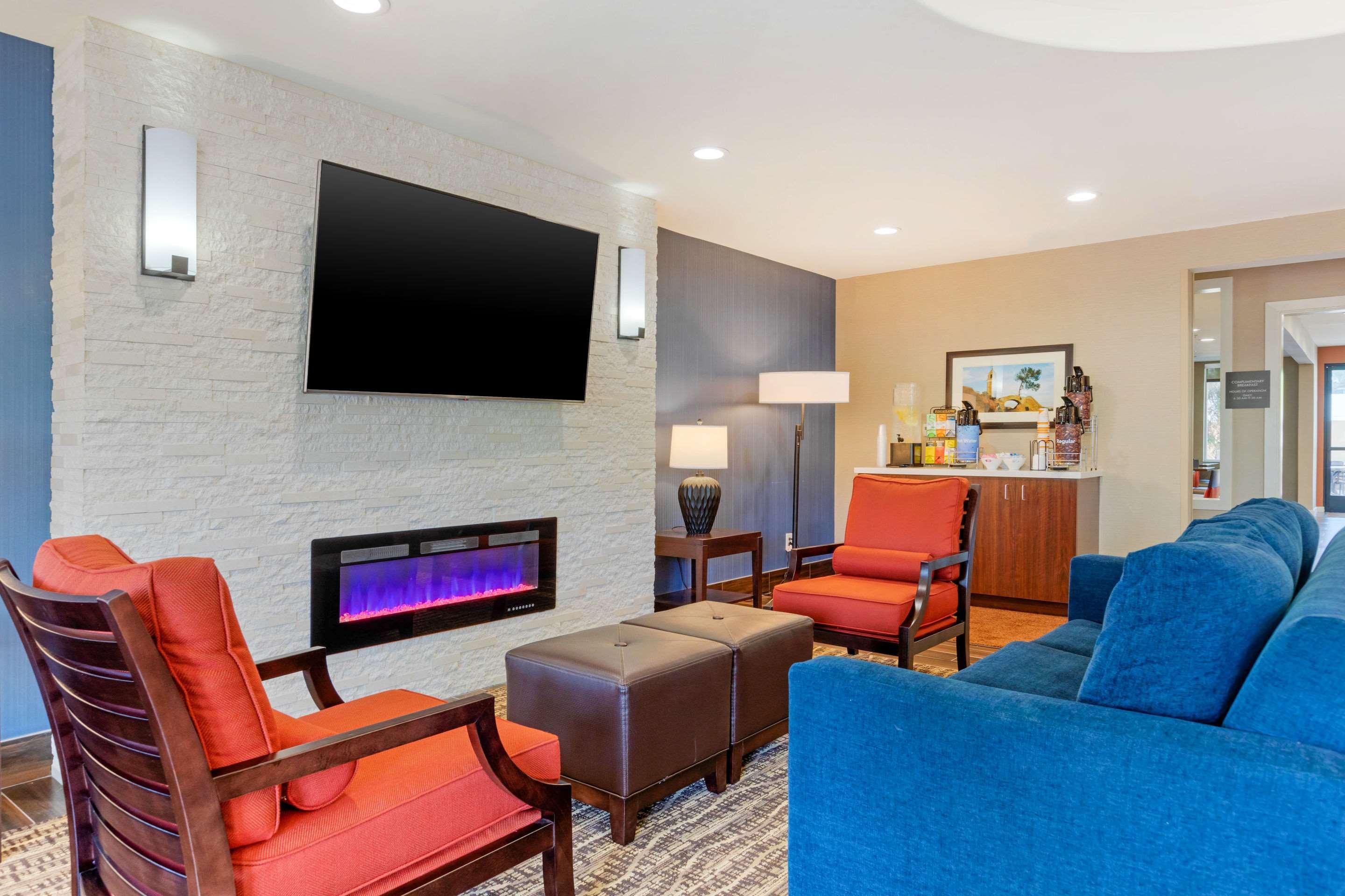 Comfort Inn & Suites Near Ontario Airport Eksteriør bilde