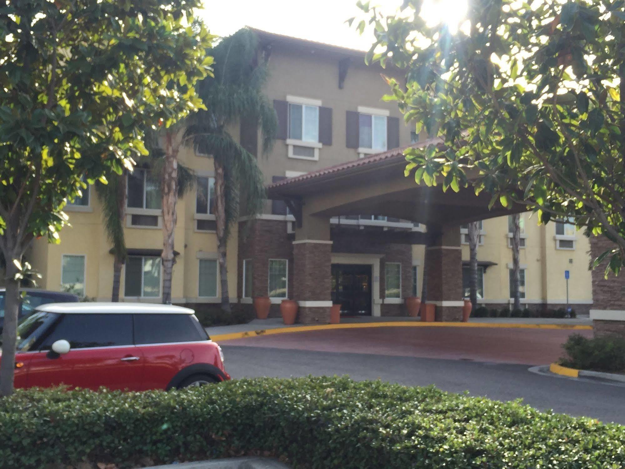 Comfort Inn & Suites Near Ontario Airport Eksteriør bilde
